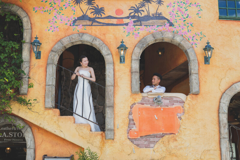 窓からひょっこり♪