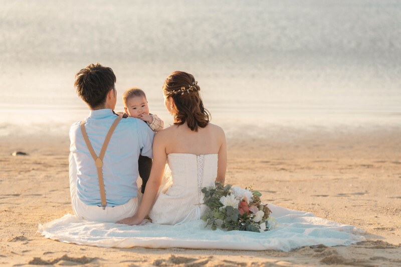 夕日を眺めながら