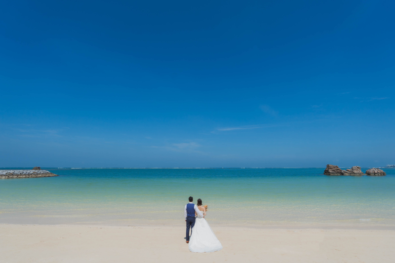 最初は二人で。