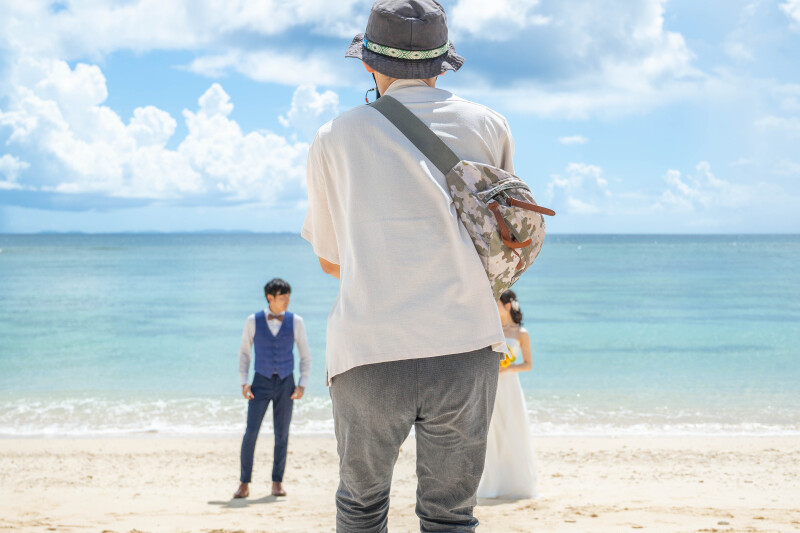 迫り来るカメラマン