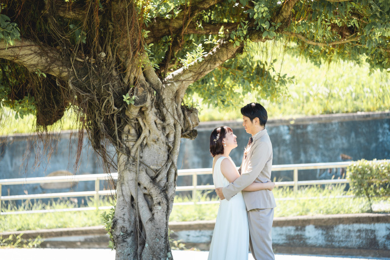 最後は沖縄らしいガジュマルの木の下で・・・♡