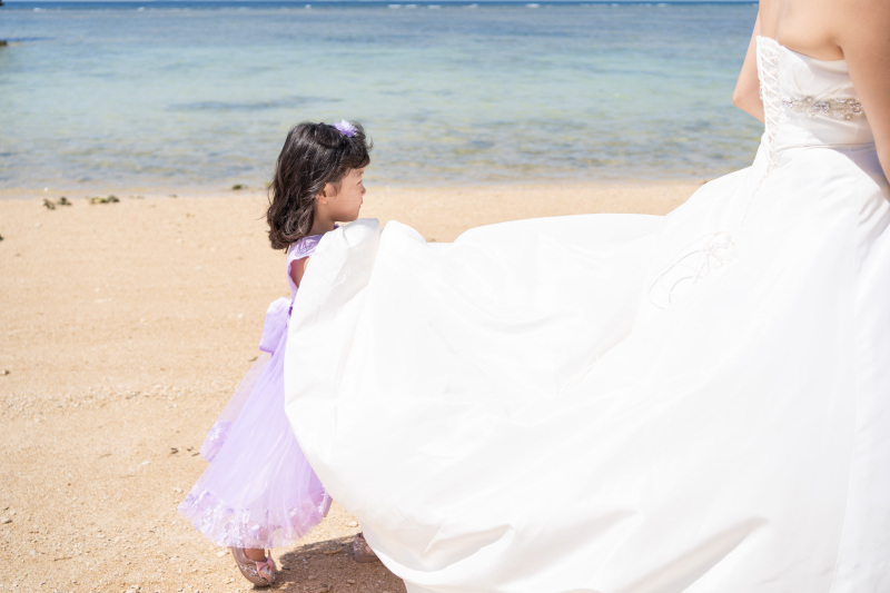 トレーン持つのお上手♪