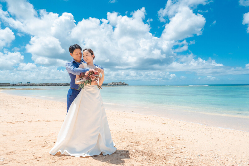 青い海に青い空