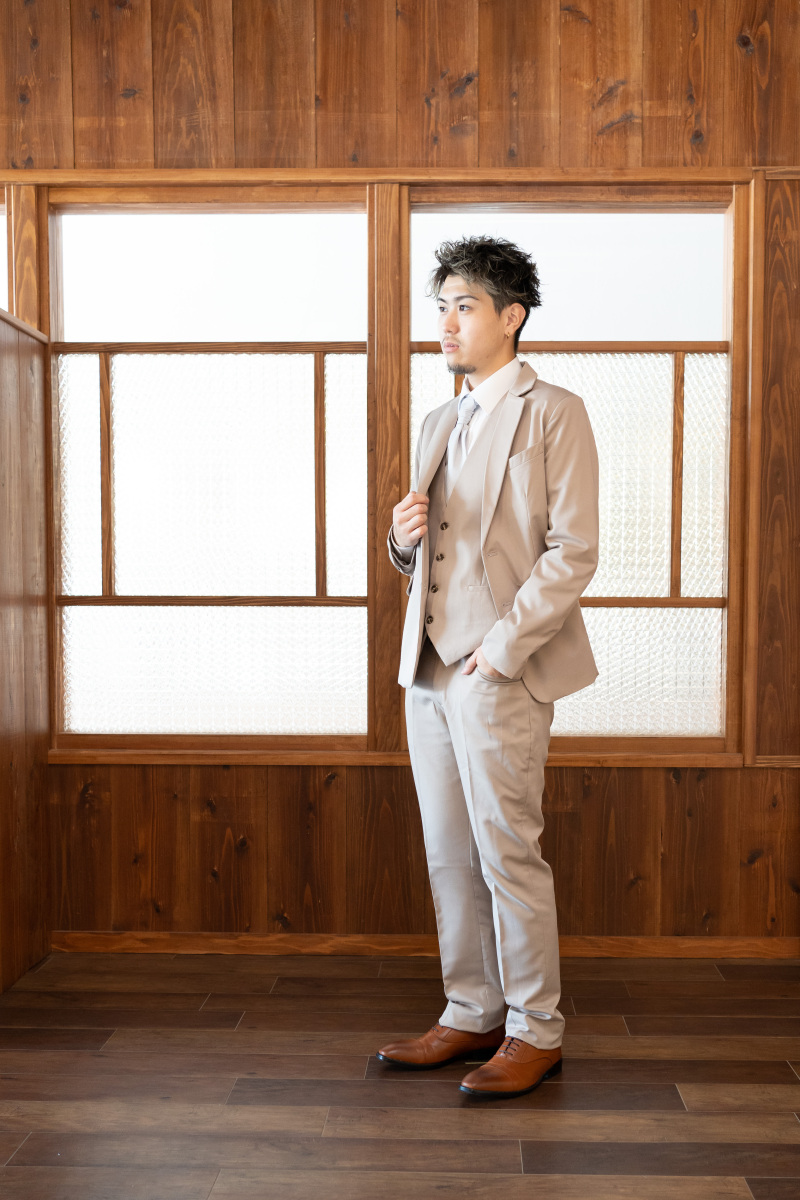 男性衣装の追加料金もなし!