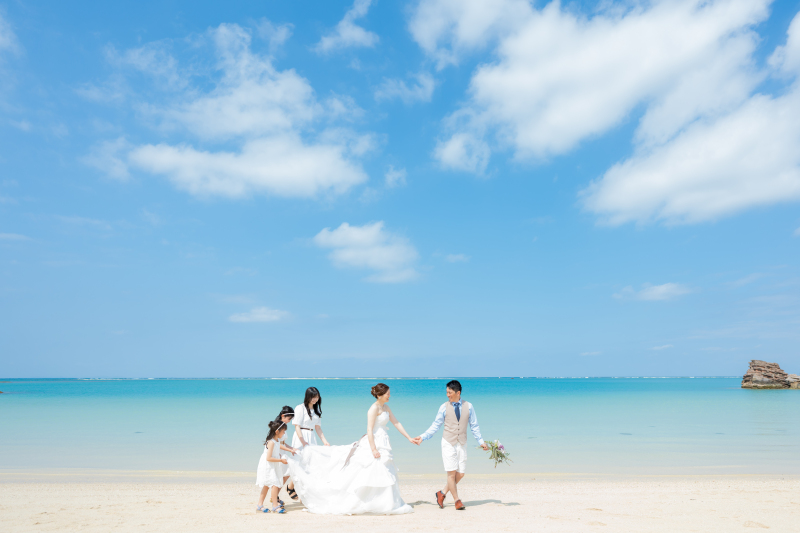 早割【1ヶ月前まで予約】1ロケファミリープラン(アラハビーチ/ヤシの木・公園)64,000円 キッズヘア&衣装&キッズアテンド付