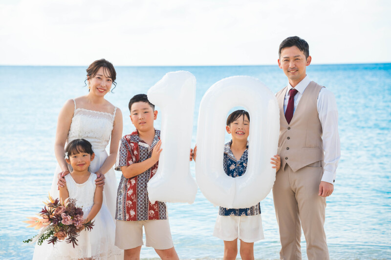 早割【1ヶ月前まで予約】1ロケファミリープラン(アラハビーチ/ヤシの木・公園)64,000円 キッズヘア&衣装&キッズアテンド付