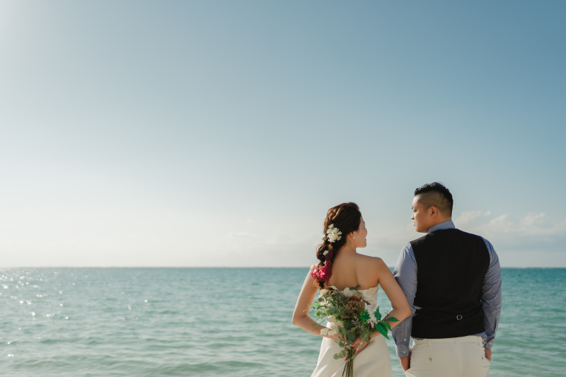 2ロケ撮影&動画&ドローンプラン(読谷村天然ビーチ/森 写真+1分動画)格安169,000円☂️雨天日程変更無料/追加料金なし