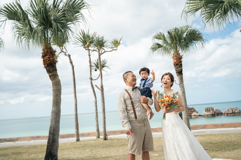 早割【1ヶ月前まで予約】１ロケファミリープラン（アラハビーチ／ヤシの木・公園)64,000円　キッズヘア＆衣装＆キッズアテンド付