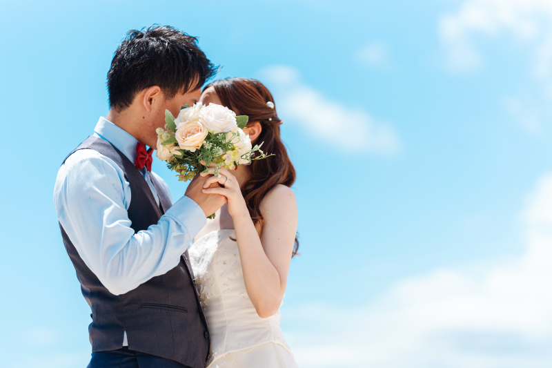 早割【1ヶ月前まで予約】平日限定プロポーズ私服フォト＋ウェディングフォト（アメリカンビレッジ＋アラハビーチ）格安59,000円！