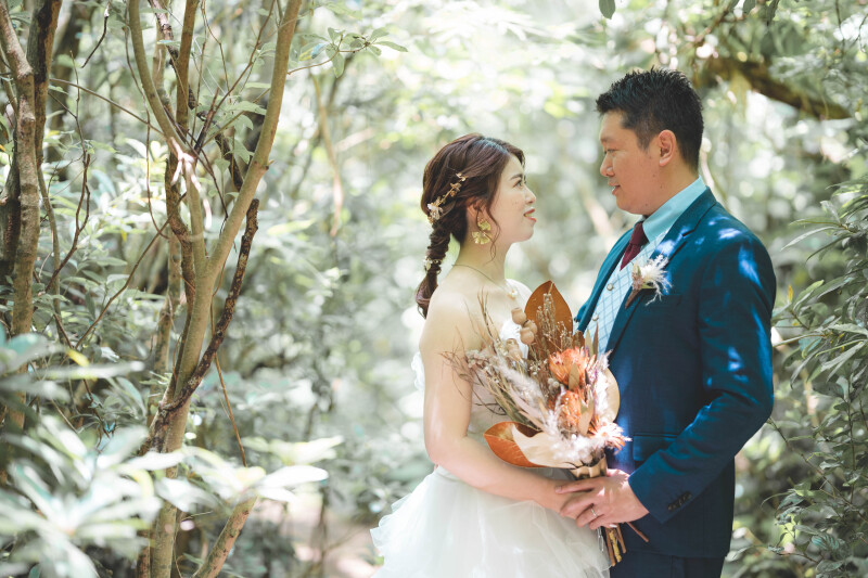 2ロケ撮影&動画&ドローンプラン(読谷村天然ビーチ/森 写真+1分動画)格安169,000円☂️雨天日程変更無料/追加料金なし