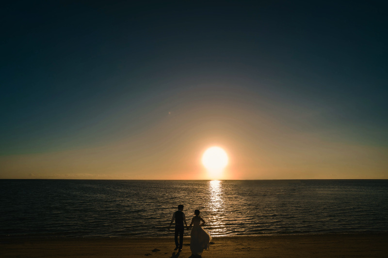 １ロケプラン／サンセット（アラハビーチ／ヤシの木・公園)　79,000円☂️雨天日程変更無料／追加料金一切なし