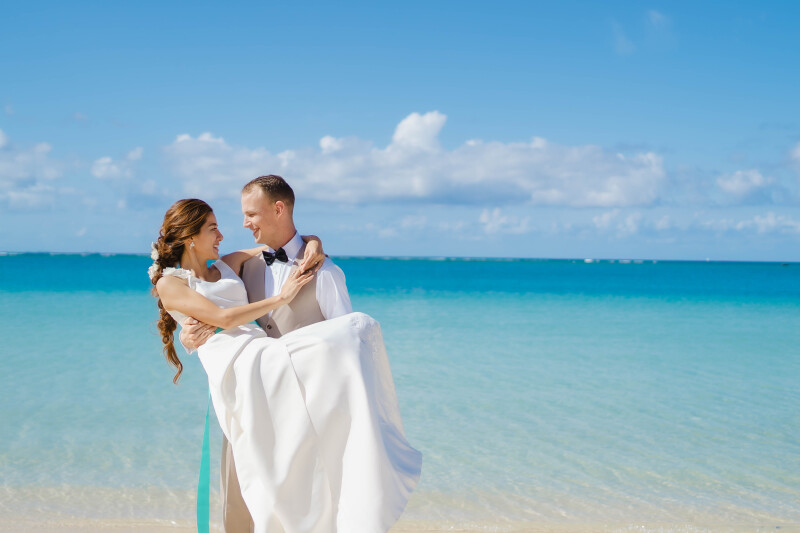 平日撮影 【1月〜3月限定／1ロケ（アラハビーチ）プラン】通常より20000円も安い⇨ 激安 39,000円 !!