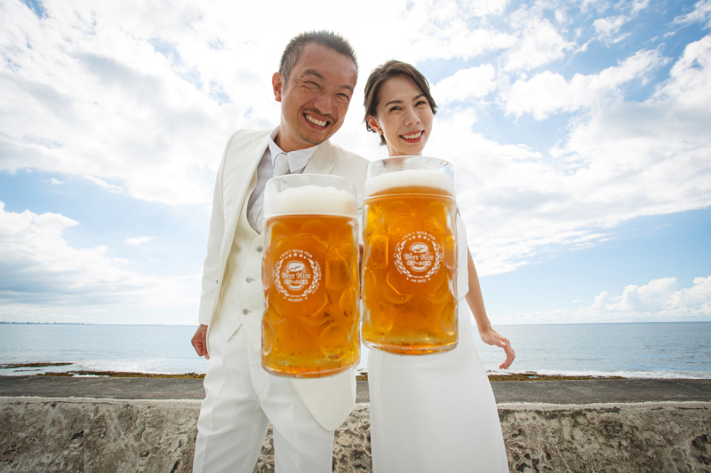 ビールと入道雲と青空と