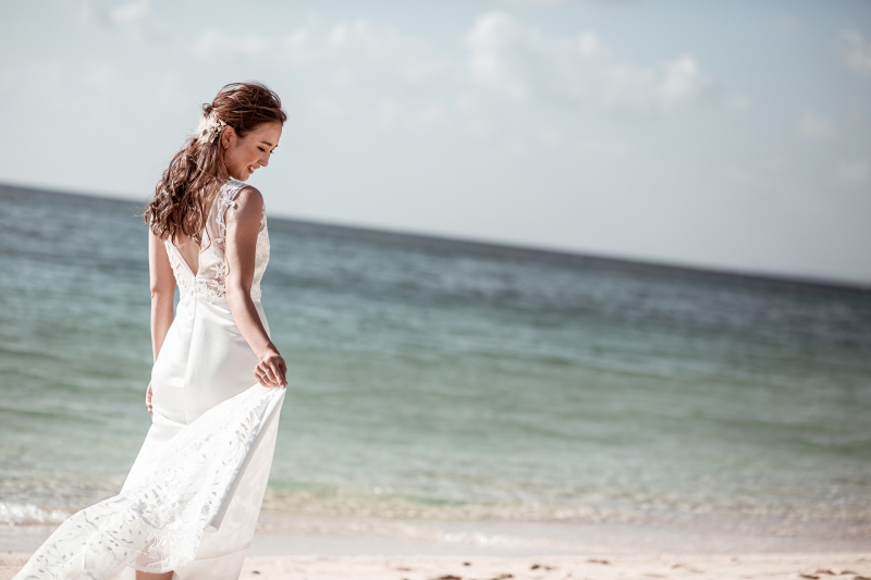 Navy Wedding_衣装の追加料金がない