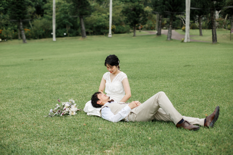 Navy Wedding_ガーデンで撮影できる