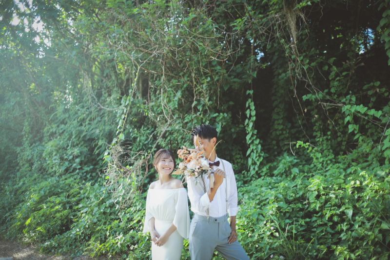 Navy Wedding_ガーデンで撮影できる