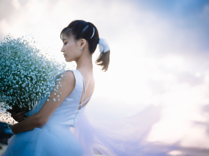 Navy Wedding_ウエディングドレスが豊富