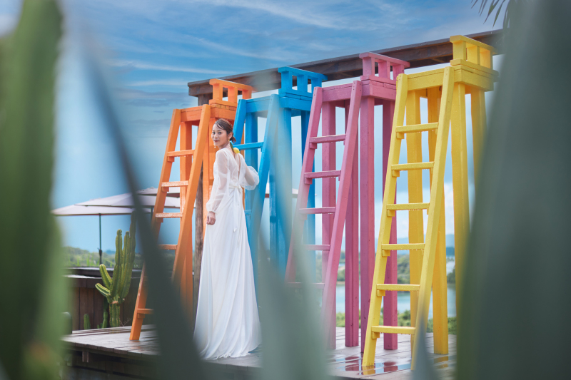 【自然とアートが彩るウェディングフォト】ドレス・タキシード1点｜データ100カット｜ドローンフォト｜ビーチ撮影付き