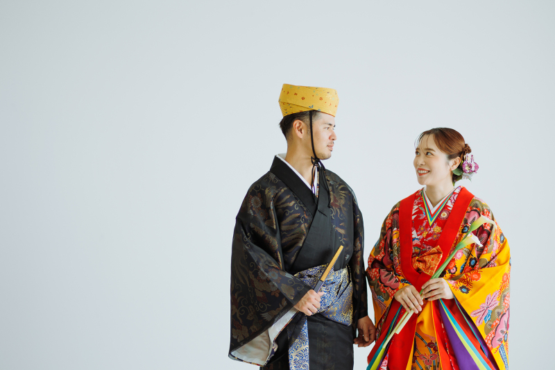 【琉装ロケーション】スタジオと首里の石畳を巡る、歴史の面影と伝統美に触れる本格フォトプラン