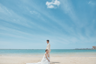 【追加料金0円】全衣装選べる！手ぶらで叶う沖縄ビーチフォトプラン