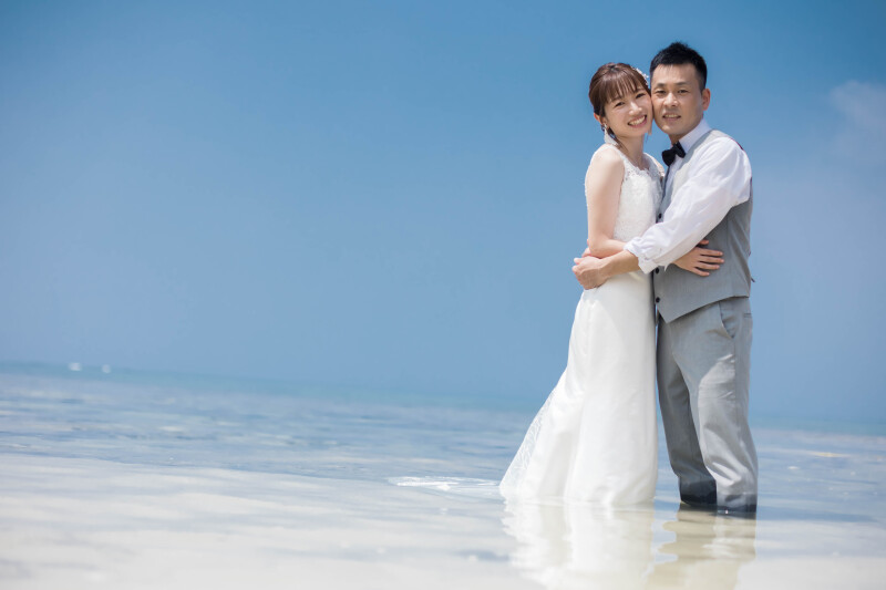 【ムービー&ウォーターイン撮影付き】ドレス・タキシード1点｜データ120カット｜ビーチロケ