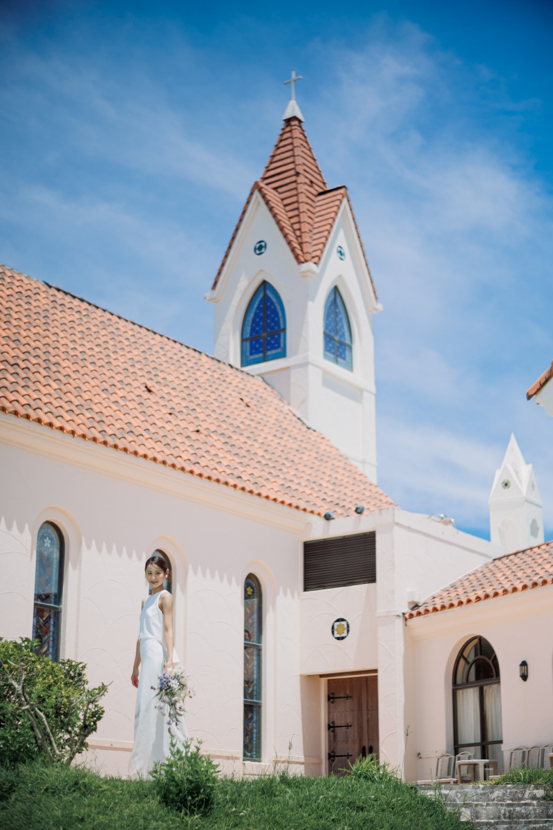 【ムービープラン+レトロモダンなチャペルフォト】フォト&ムービー|ビーチ撮影|2ロケーション|2面台紙写真つき