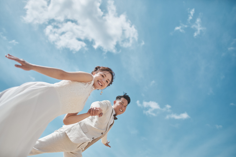 【追加料金0円】全衣装選べる!手ぶらで叶う沖縄ビーチフォトプラン