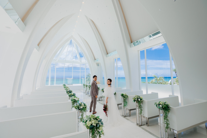 【ムービープラン+純白のチャペルフォト】フォト&ムービー|ビーチ撮影|2ロケーション|2面台紙写真つき