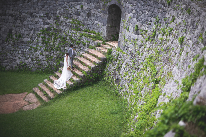 【世界遺産&times;美ら海】座喜味城跡＆天然ビーチフォト☆100カット・衣装＆ヘアメイク込