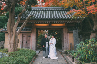 紅葉に染まる報国寺