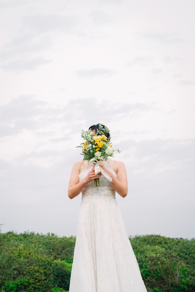 ブーケでお顔隠し