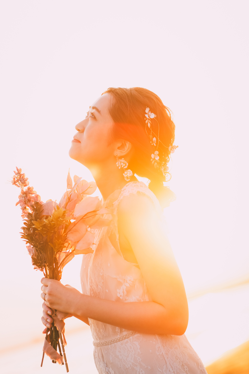 奥様のカットは夕陽を映して