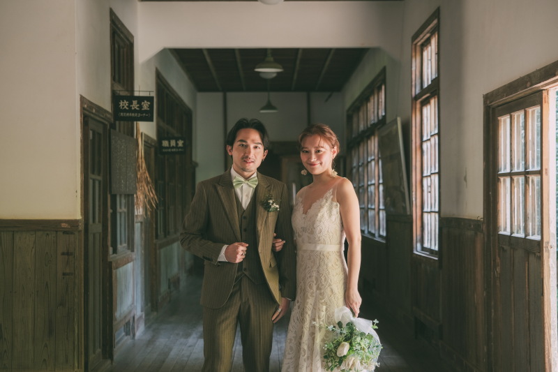 木造校舎の中で