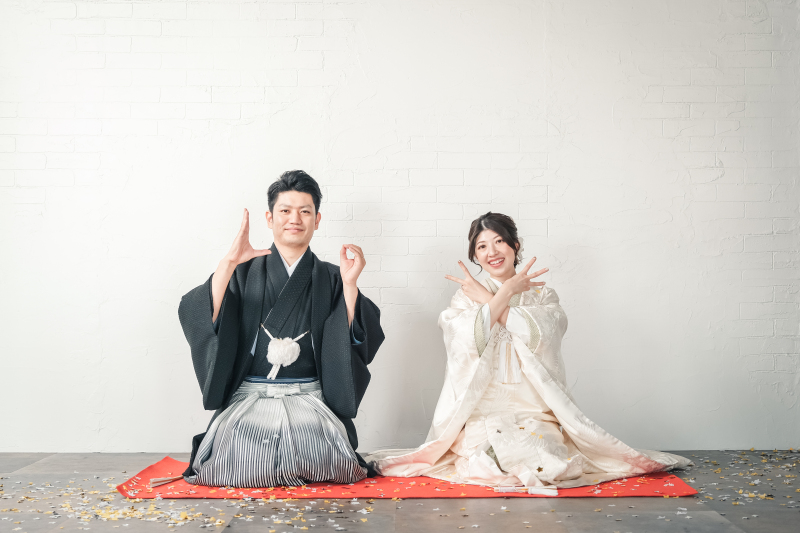 指文字で・・・