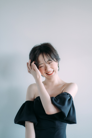 ウェディング衣装１着追加