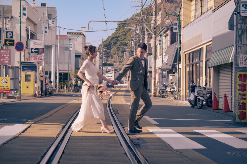 腰越　電車通り