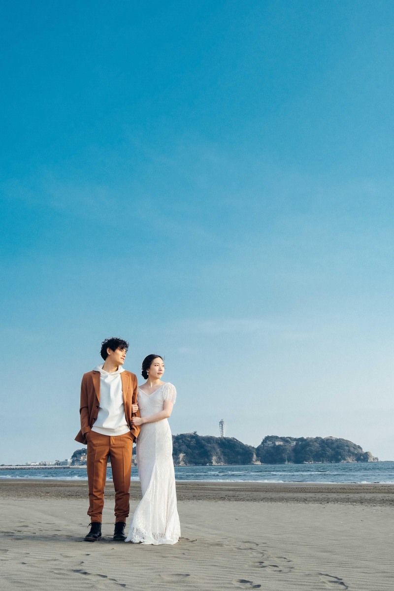 晴天の湘南は、空と海がとても透き通る青色で幻想的です。