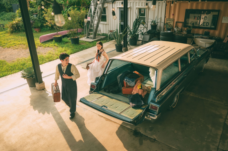 《スタジオ ロペス》新ロケーション地公開記念キャンペーン カリフォルニアスタイルで、ふたりだけのウェディングフォトを