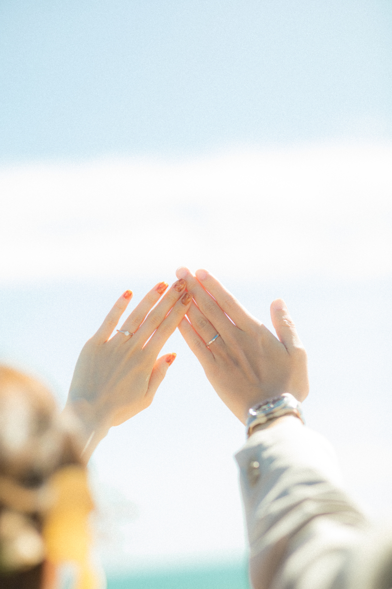 エンゲージの指輪フォトにもオリジナリティを