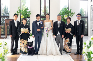 ＼ペットだって大切な家族の一員♪／【家族全員】と叶えたウェディングフォト
