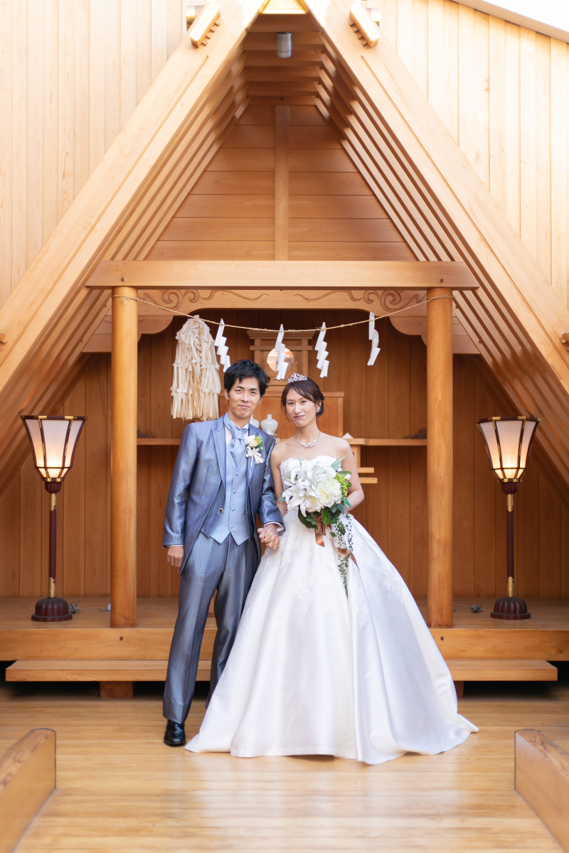 館内神殿×洋装の「和洋折衷フォト」