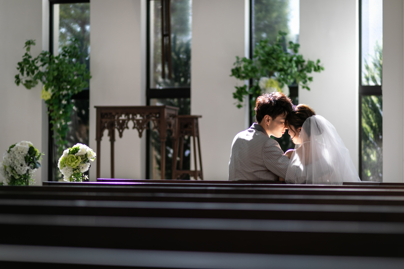 映画のワンシーンのようなウェディングらしい1枚