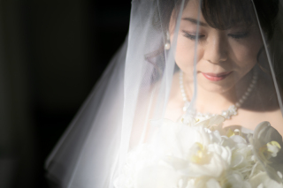＊*光*＊を自由に操っているようなドラマティックなウェディングフォト