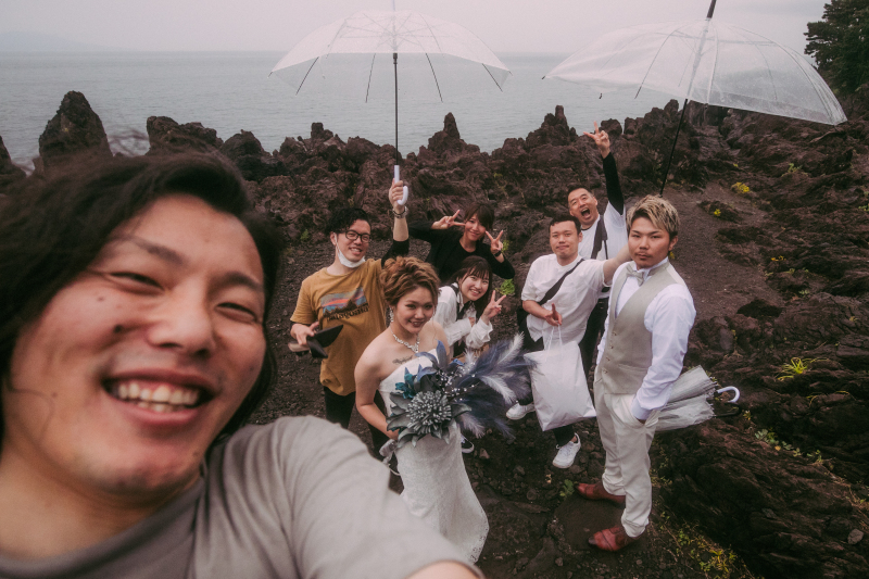 ラストカットはクルーと共に♪小雨まじりでも笑顔