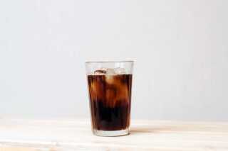 撮影中のドリンクサービス