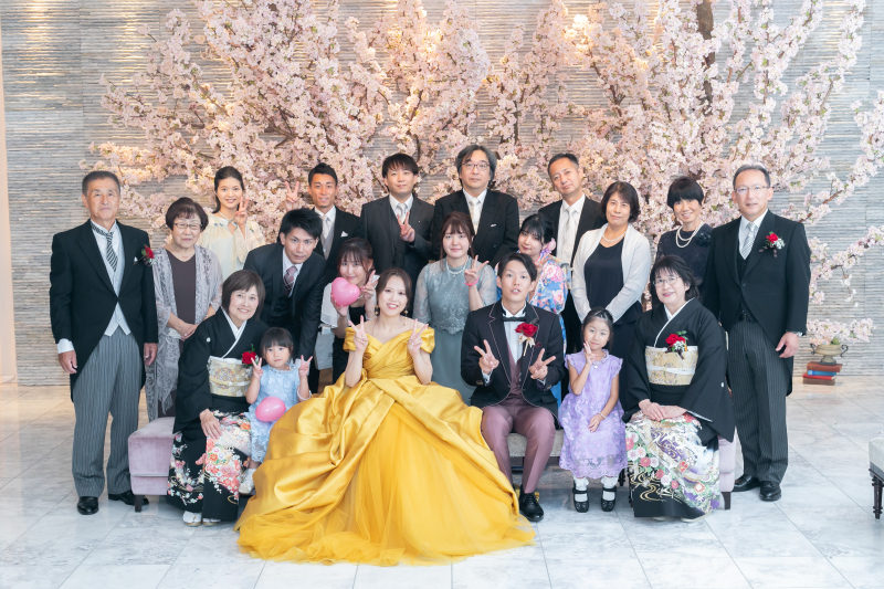 ＼ペットもOK／《ALLファミリーフォトプラン》新郎新婦衣裳・両家ご両親衣裳＆ヘアメイク着付ALLコミコミ！データ30カット付