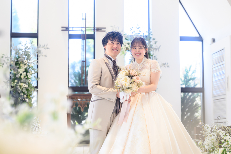 \館内サロンでドレス選びから楽しめる♪/《ウェディングドレス1点+タキシード1点・ベーシックプラン》たっぷりデータ30カット付
