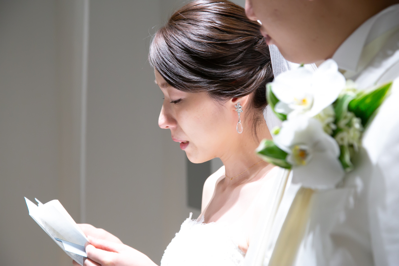 チャペルでウエディングフォト７