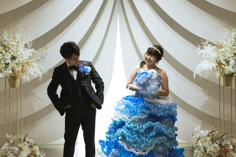 バルーンドレスでチャペルフォト