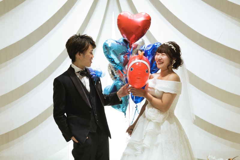 チャペルでバルーンドレス１